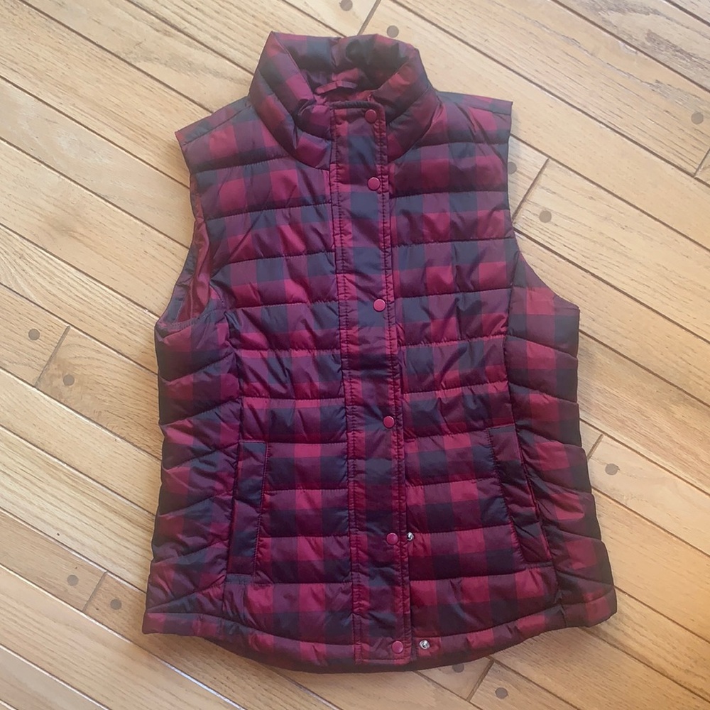 NEW Gap Buffalo plaid vest